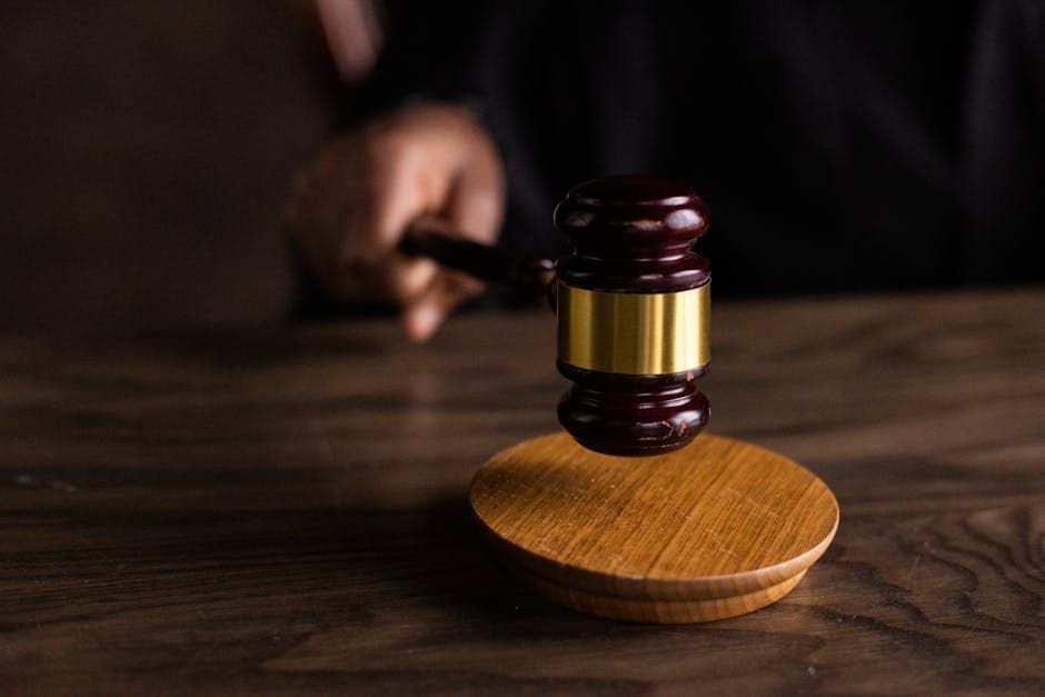 legal gavel and a house